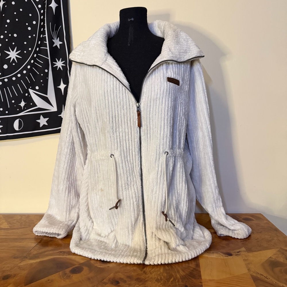 Columbia Women's Cream Plush Zip-Up Teddy Jacket